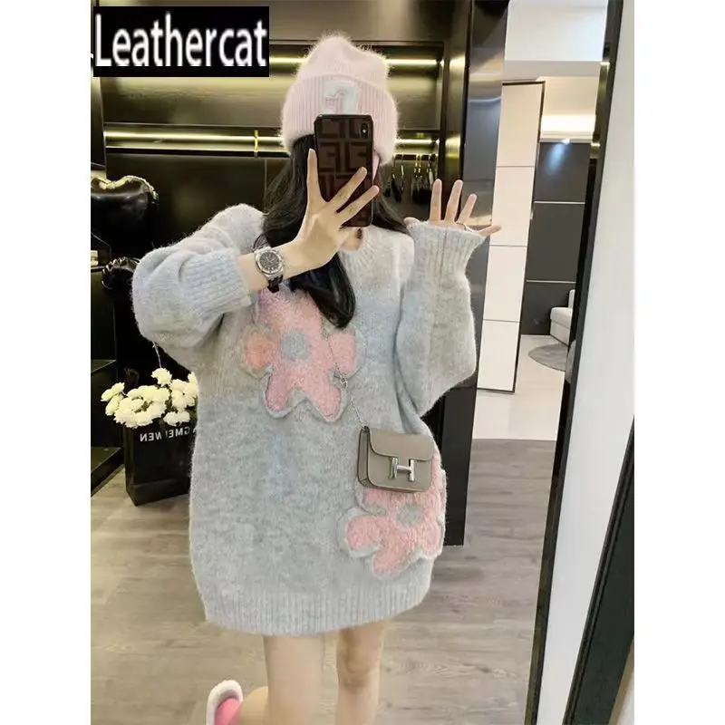 

Flower sweater for women in autumn and winter, new niche design, loose and lazy style knit top