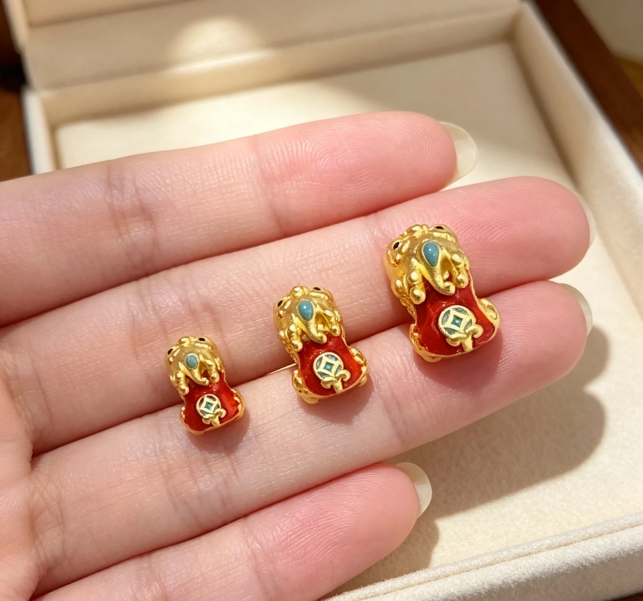 new arrival 24k pure gold charms fine gold pixiu baby gold beads Giving a gift to a friend