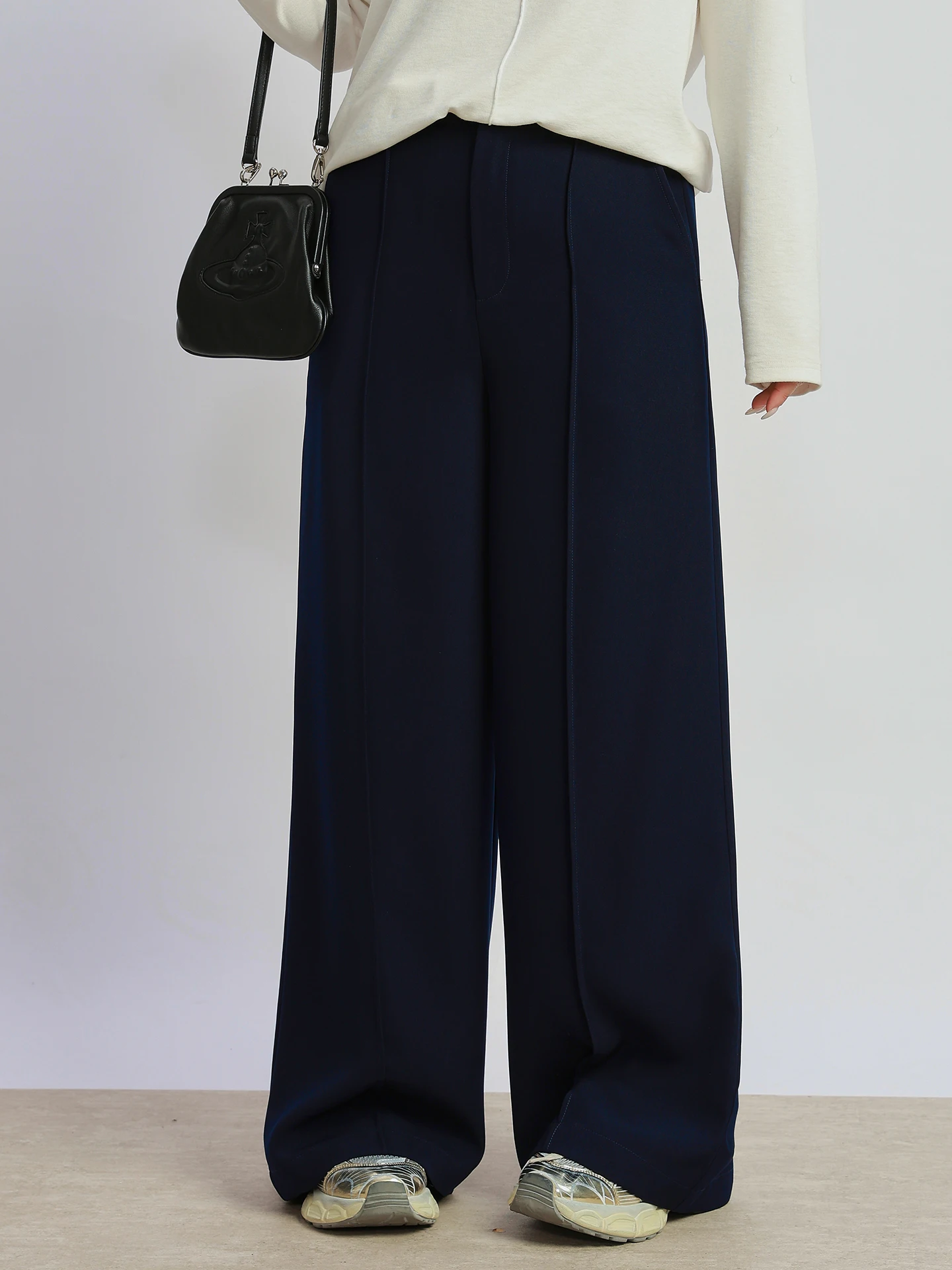 

Повседневные брюки с диагональными полосами для женщин больших размеров, свободные прямые брюки с широкими штанинами, повседневные брюки для полных женщин, весенняя новинка