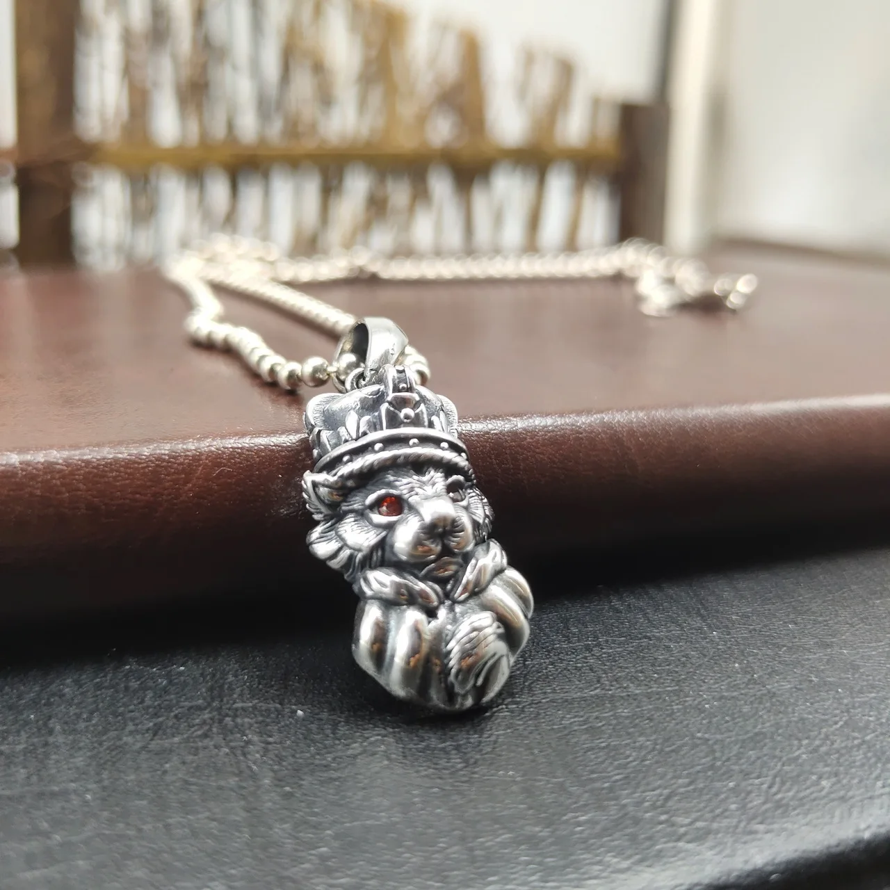 S925retro pendant cute little cat animal hat polished sterling silver sweater chain men and women japanese and korean casual