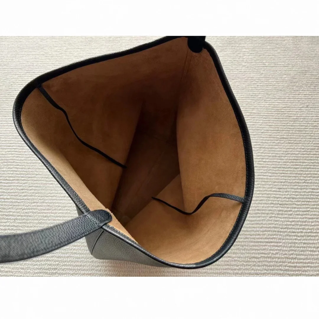 Genuine Leather Tote Bag, Minimal Bucket Bag for Women, Elegant Shoulder Bag, Lady's Underarm Bag