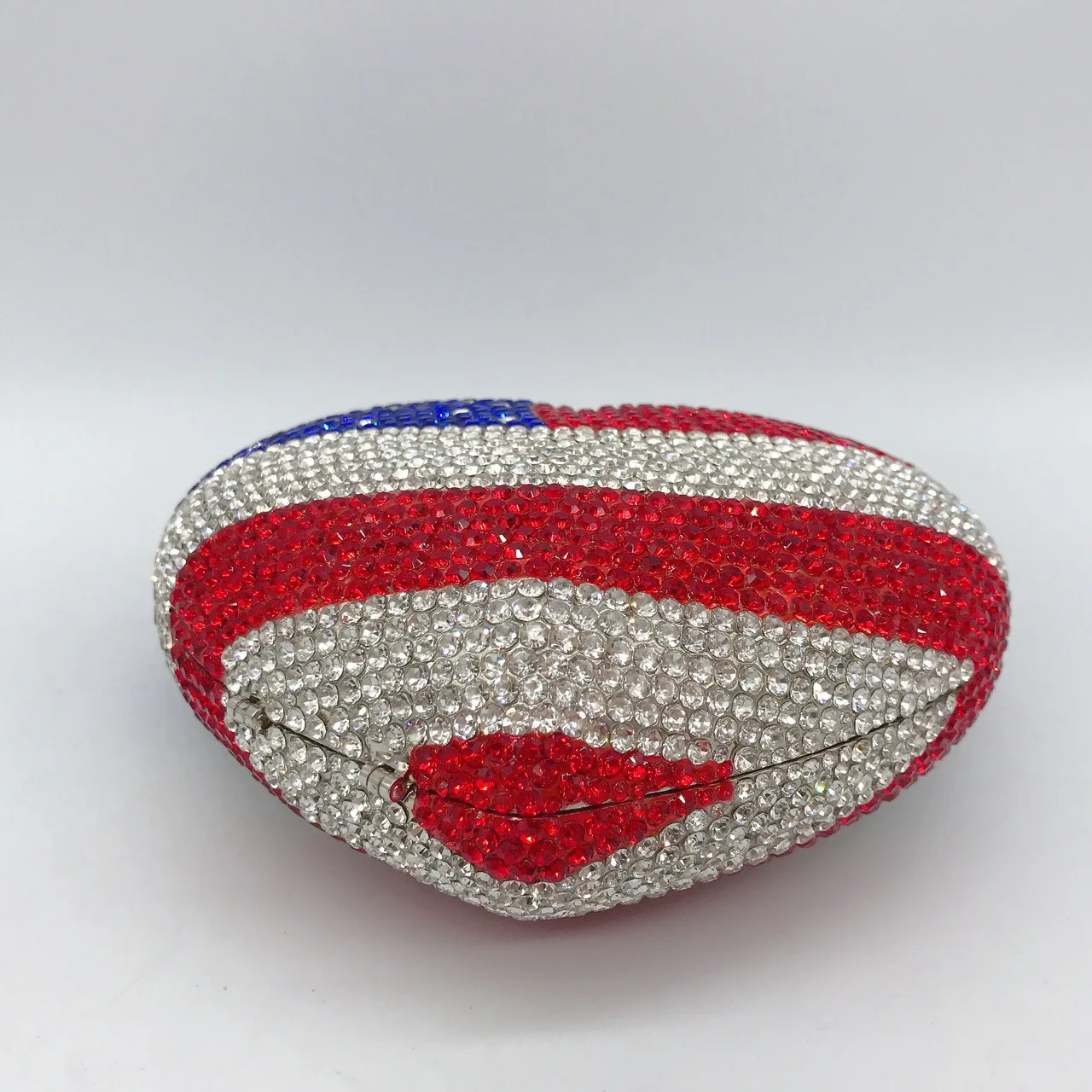 العلم شكل قلب كريستال المرأة مساء مخلب الزفاف المحافظ أبيض/أزرق/أحمر حجر الراين حقائب سيدة حفلة عشاء براثن