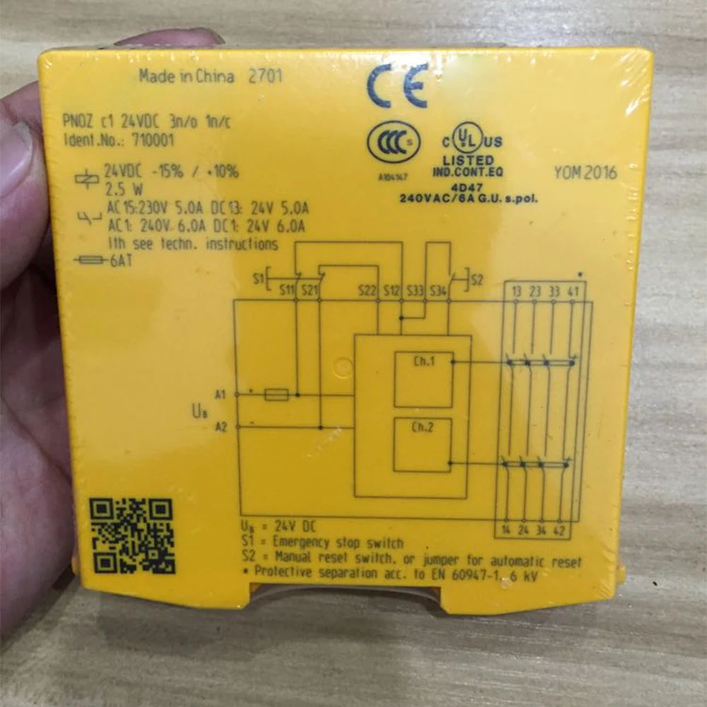 Brand New For Pilz PNOZ c1 710001 24VDC 3n/o 1n/c Safety Relay Control Module