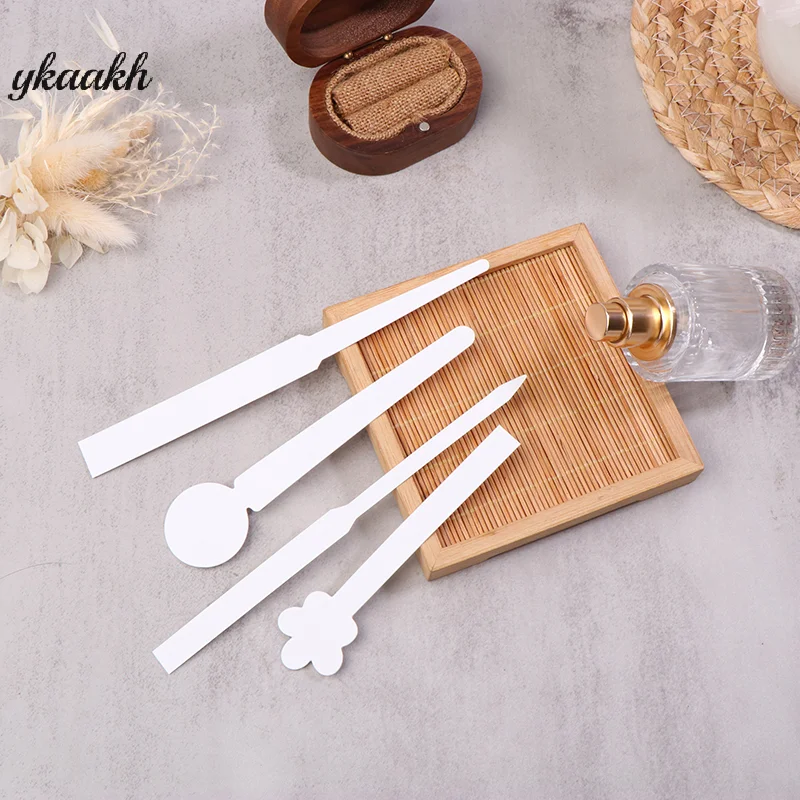 

100pcs/lot Testing Aromatherapy Fragrance Perfume Essential Oils Test Tester Paper Strips Flower Shape