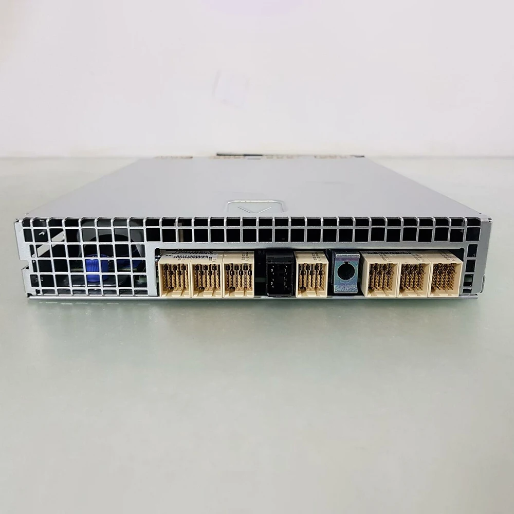 Dla DELL MD3400 MD3420 0WVM12 0F3P10 F3P10 C0VHX 0C0VHX sterownik 12GB SAS 12G-SAS-4 4-Port wysokiej jakości szybka wysyłka