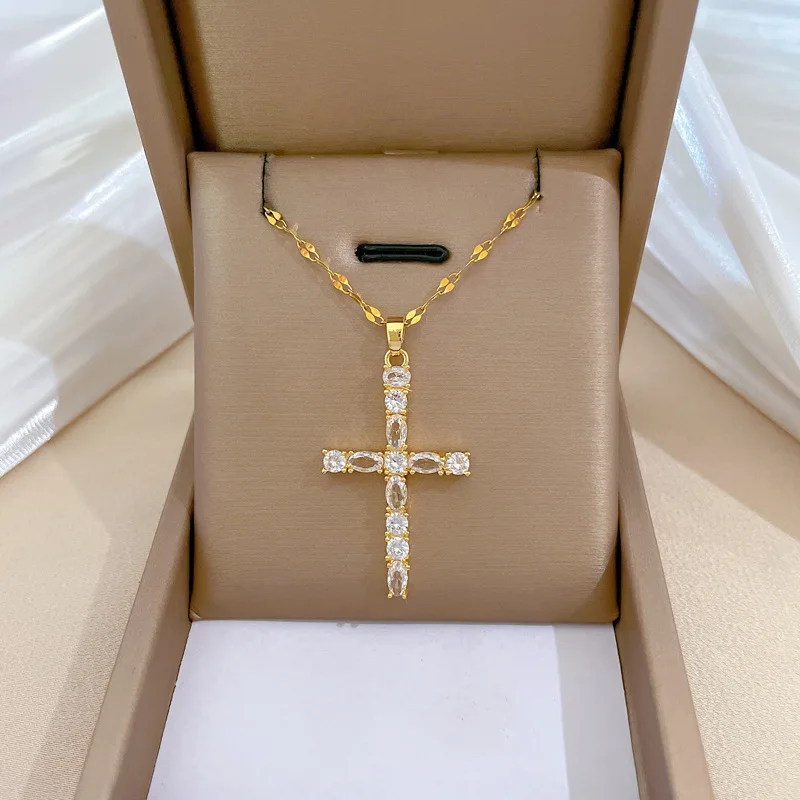 Gorgeous Cross Copper Inlaid Zirconia Pendant Jewelry Fashionable Ladies Prayer Blessing Elegant Stainless Steel Chain Gift