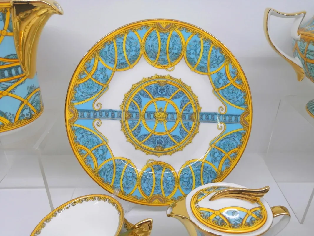 New Design Fine Bone China Dinnerware Sets