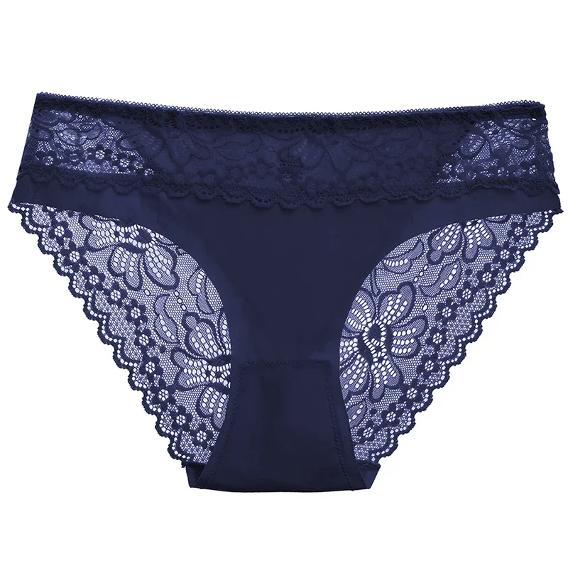 New women's lace briefs made of ice silk, designed for comfort and breathability, featuring a low-rise fit.