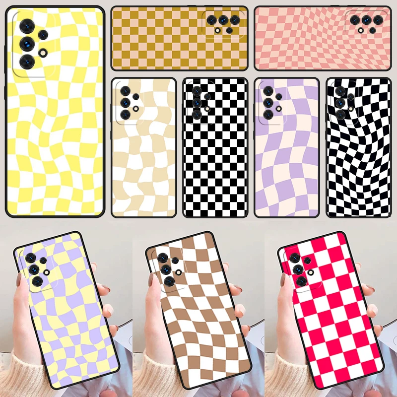 Checkerboard Pattern Mustard Yellow For Samsung A52 A72 A73 A20e A21S A50 A70 A11 A12 A42 A31 A40 A51 A71 A32 A80 Phone Case