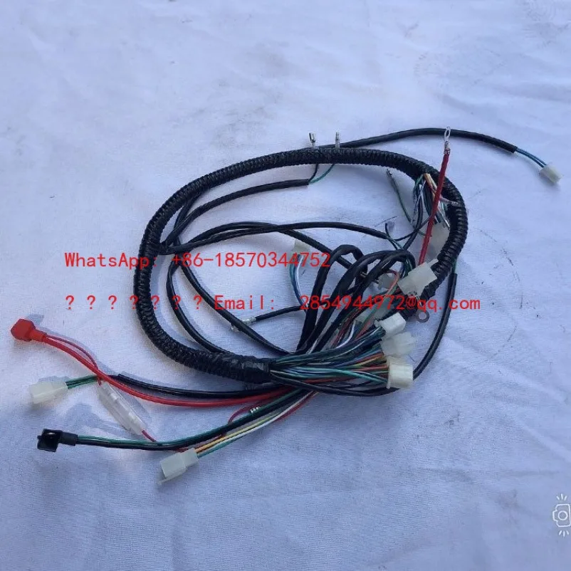 

Комплект для квадроцикла: внедорожные аксессуары, фонарь-габарит с функцией поворотника и звуковым сигналом, жгут проводов в сборе