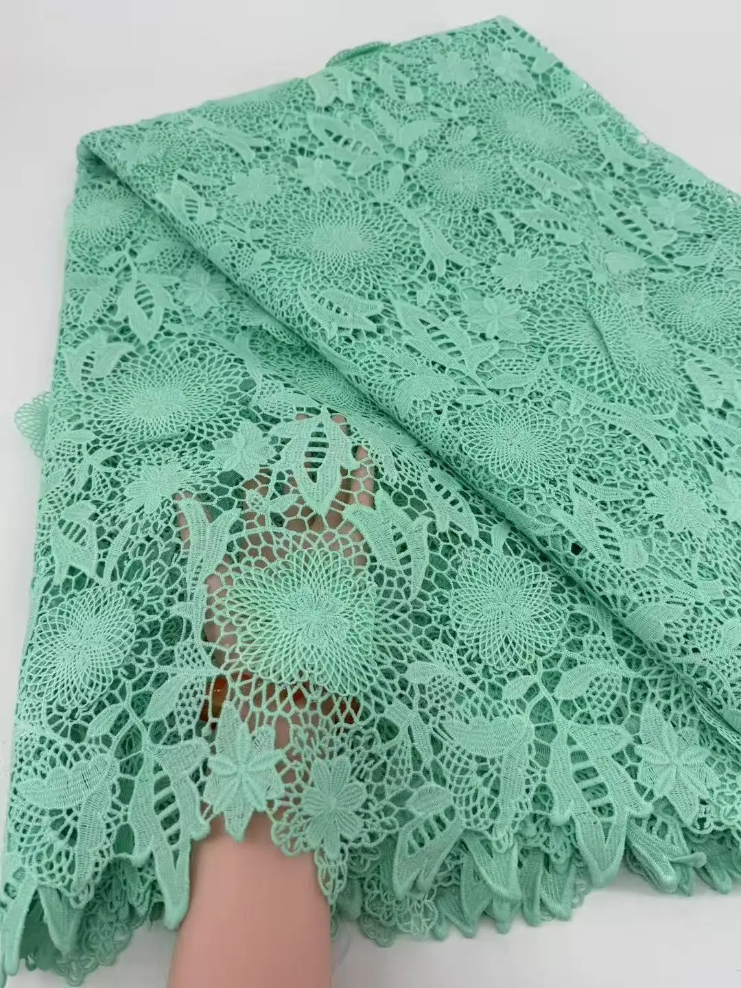 

Нигерийская гипюровая кружевная ткань высокого качества, водорастворимая африканская кружевная ткань с блестками для вечернего платья, шитье свадебного платья