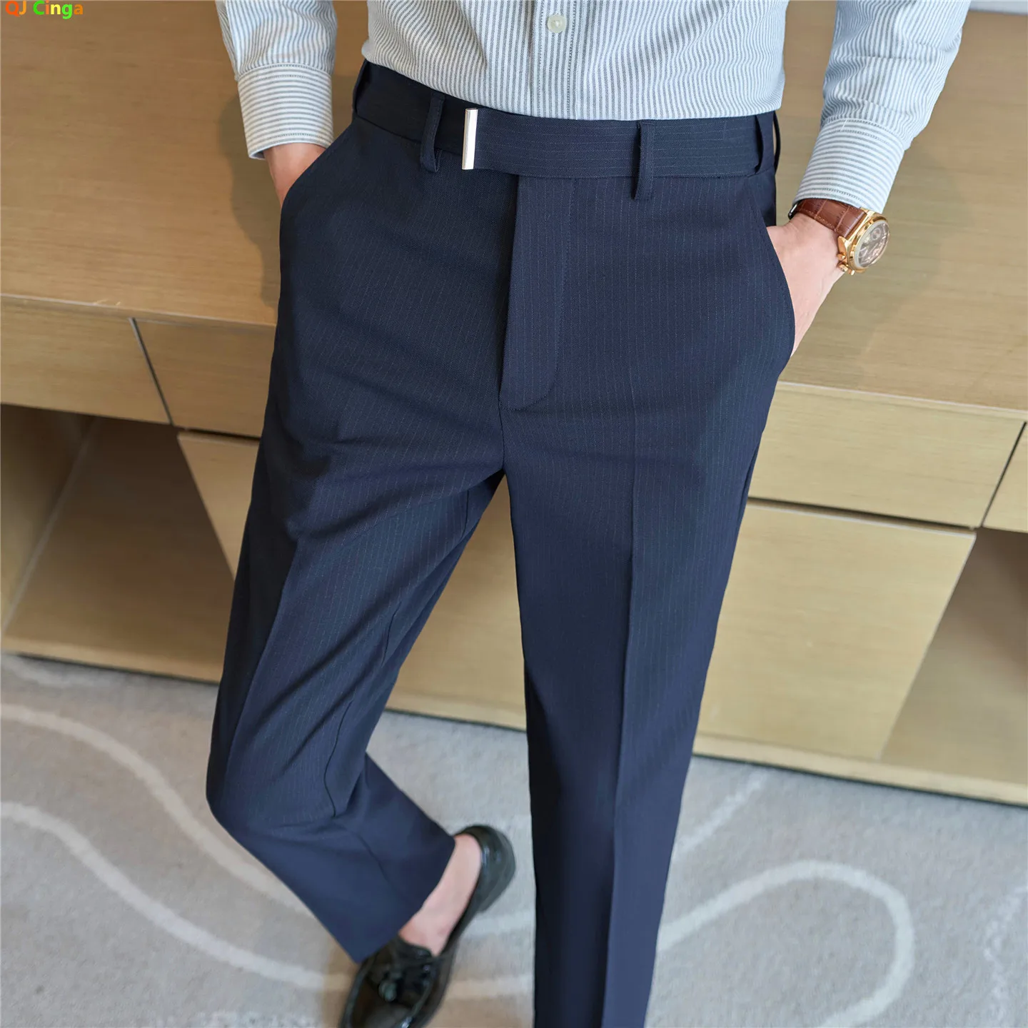 

Мужские осенние темно-синие брюки в узкую полоску с невидимым эластичным поясом, азиатский крой, тонкий крой.