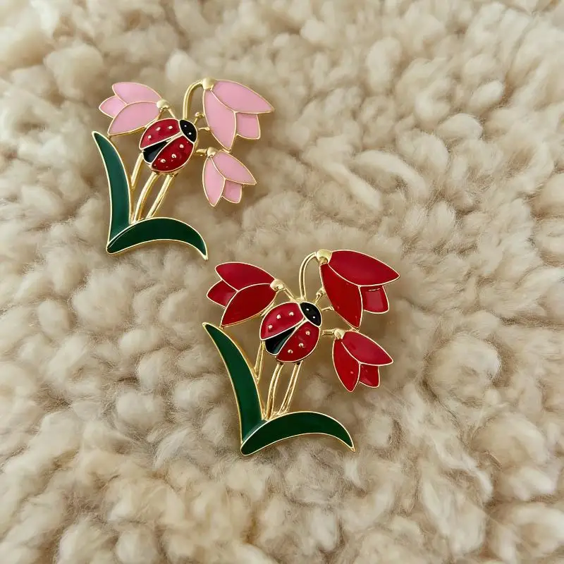 Fashion Flower Animal Bee Brooch Shirt Dress Pin Women Clothing Coat Accessries Gifts