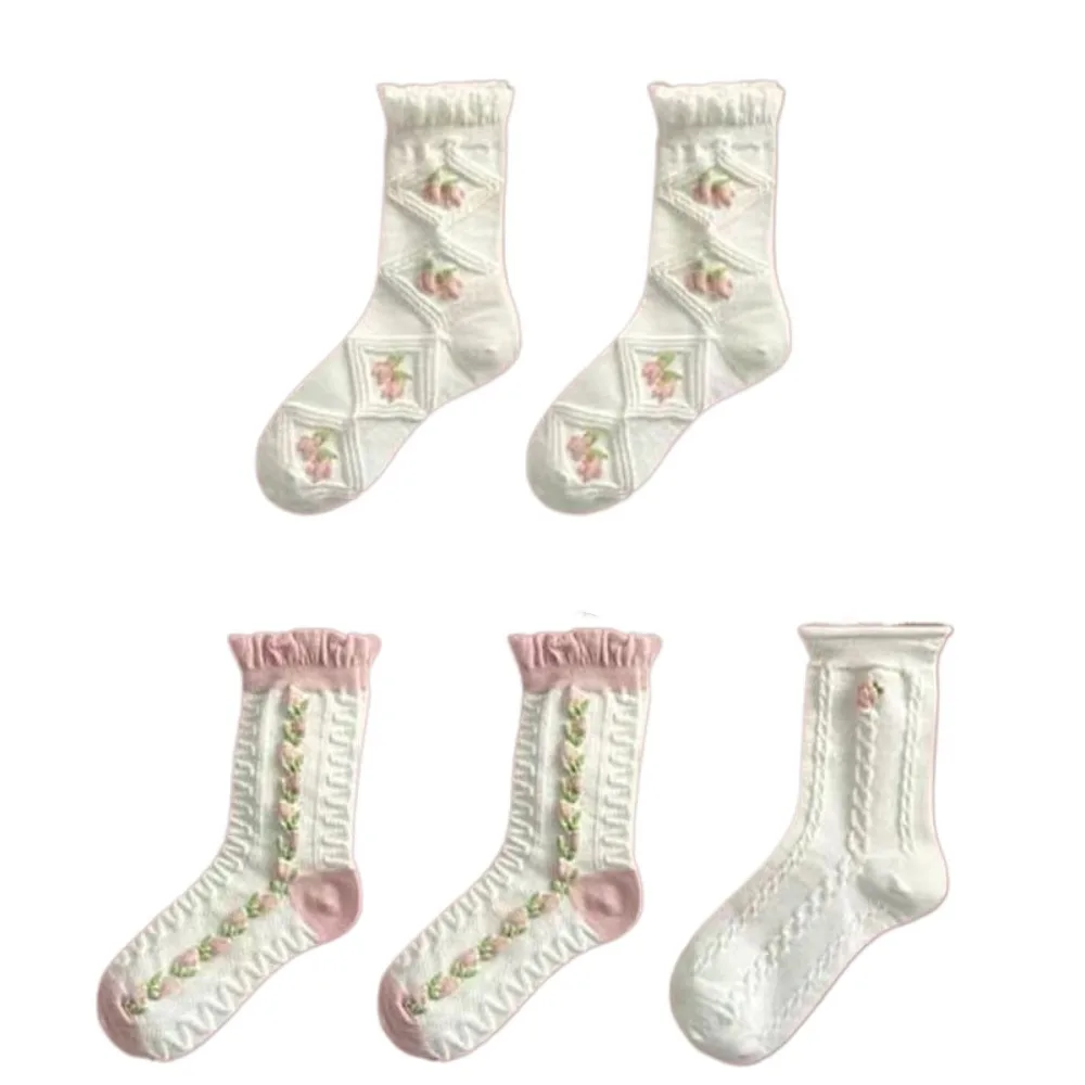 

5 Pairs Cute Lace Mid Tube Socks Harajuku Style Versatile Cotton Socks Fashionable Comfortable Women Socks Set Autumn Winter