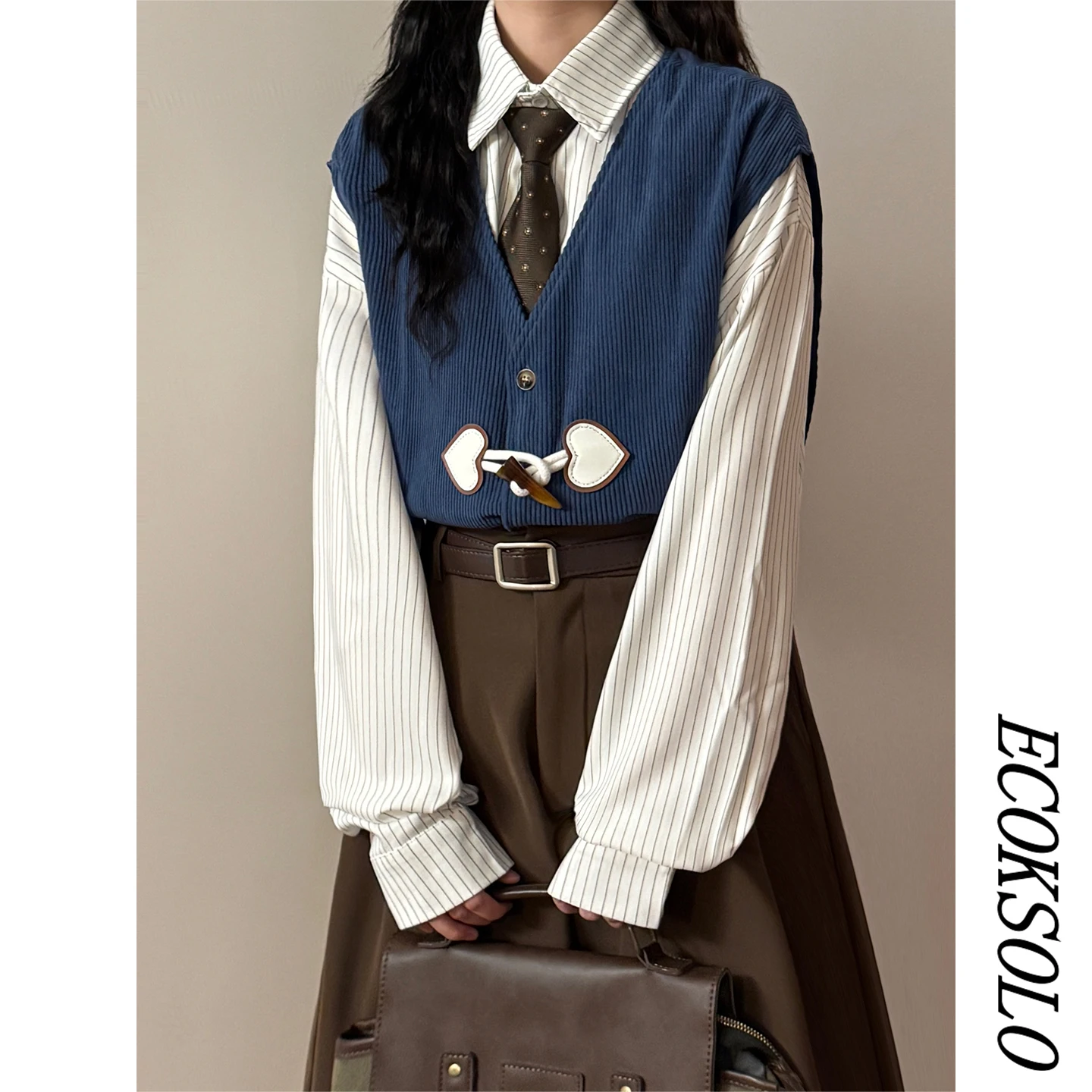 ECOKSOLO College Style V-Neck Corduroy Sleeveless Blue Layering Vest Small Design Sensation Autumn Outfit Women's Jacket
