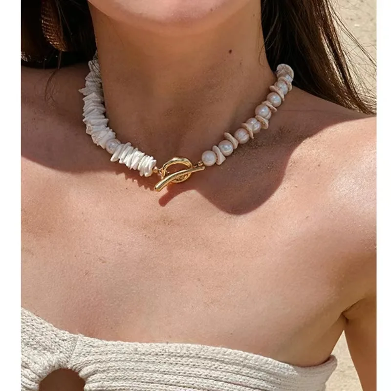 Natural White Ocean Style Broken Shell Separated Pearl Necklace for Women Classic Niche High-end Sense OT Buckle Clavicle Chain