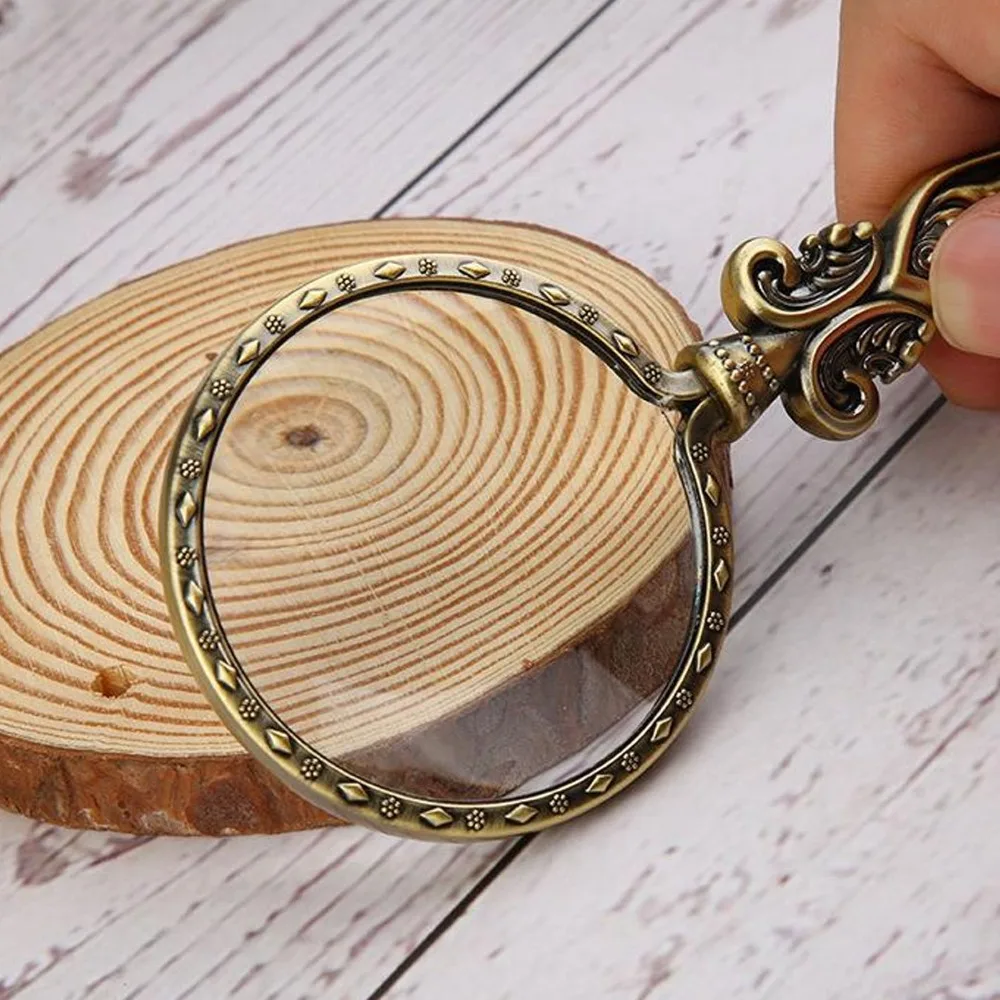 

Bronze Finish Retro Magnifying Glass Alloy Material Slipless Handle Handheld Magnifying Glass Antique Gold Portable Magnifier