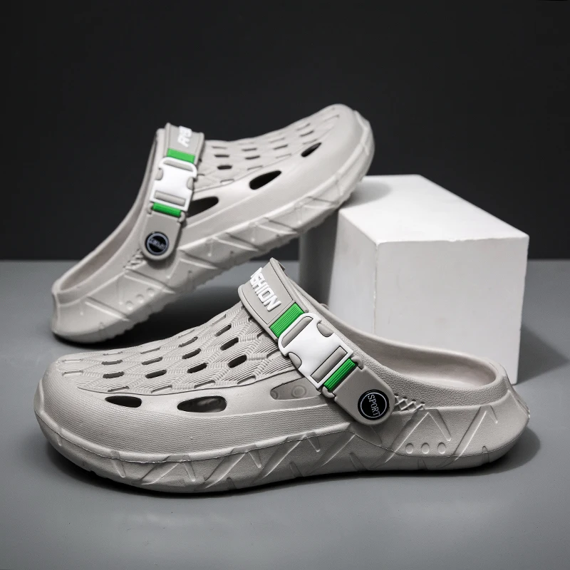 

Summer Outdoor Sandals For Men Beach Clogs EVA Soft Breathable Slippers Slides Men Casual Water Garden Shoes Male Beach Sandals