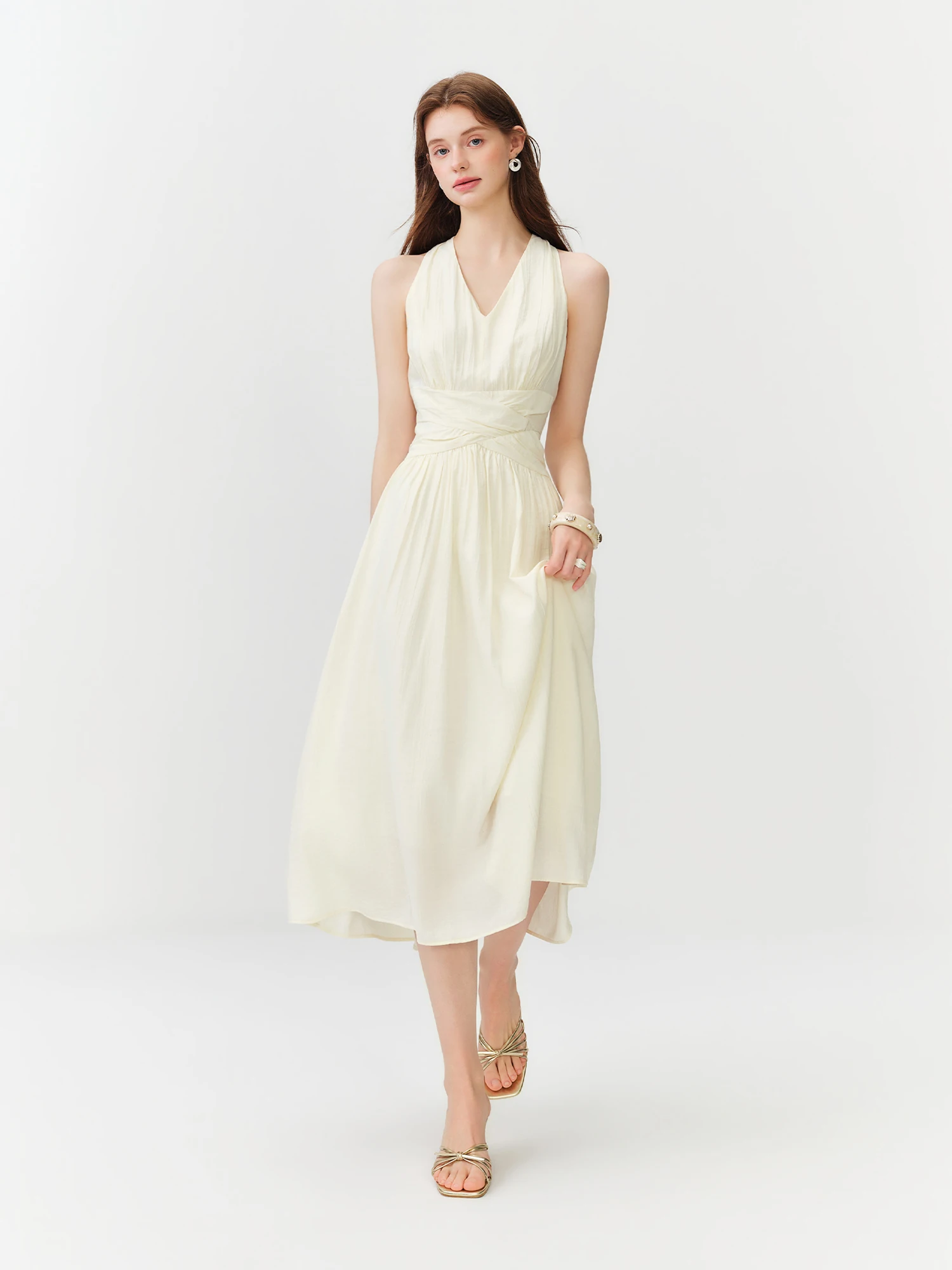FSLE Vacation French Style Halterneck V-neck Waist Sleeveless Dress for Women 2026 Summer New Twist Mid-length Elegant Ins