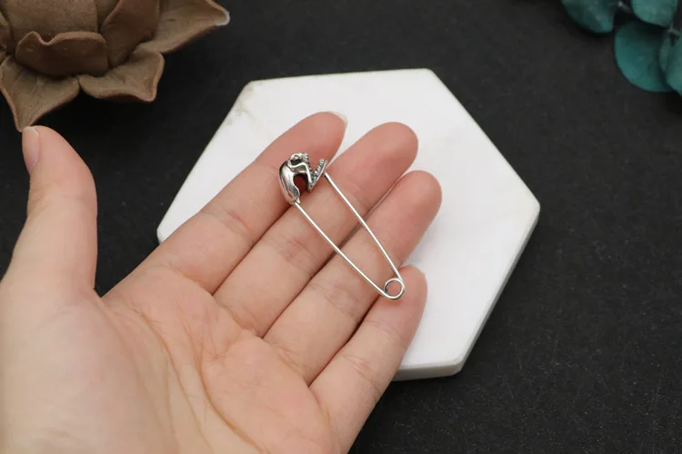 S925 sterling silver pin pendant accessory safety pin  Personalized brooch skull head fashion jewelry