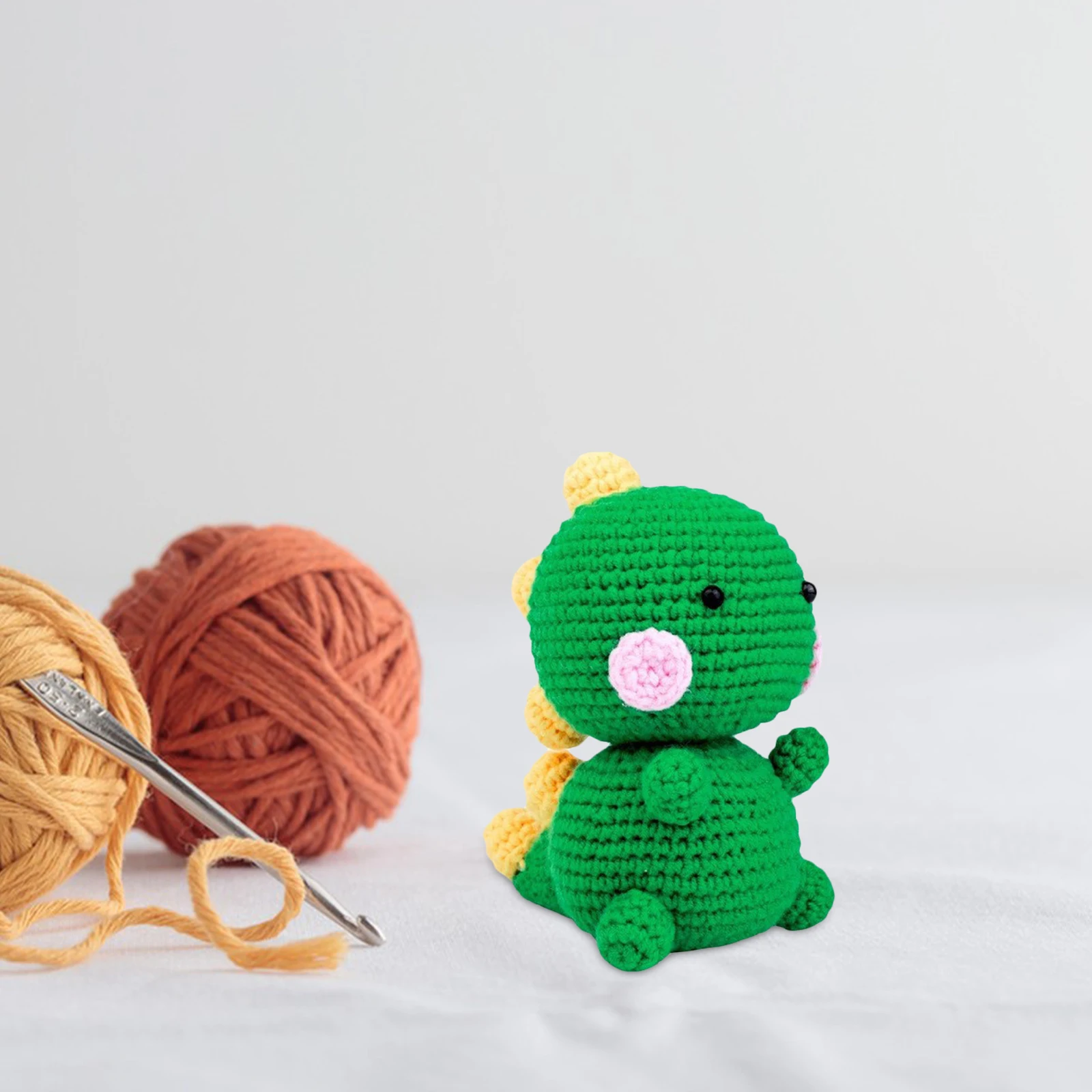 Kit materiale all'uncinetto Strumenti per filo di plastica Principianti Bambini Adulti Decorazioni artigianali Impara a maglia Set di uova di dinosauro Kit fai da te