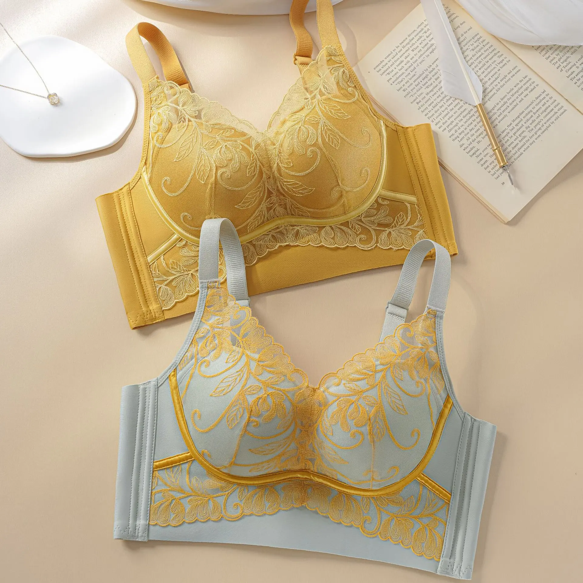 Embroidery Lace Adjustment Type Color Contrast Women Bra Gather Together Anti-Sag Underwear Ventilate No Steel Ring Comfortable