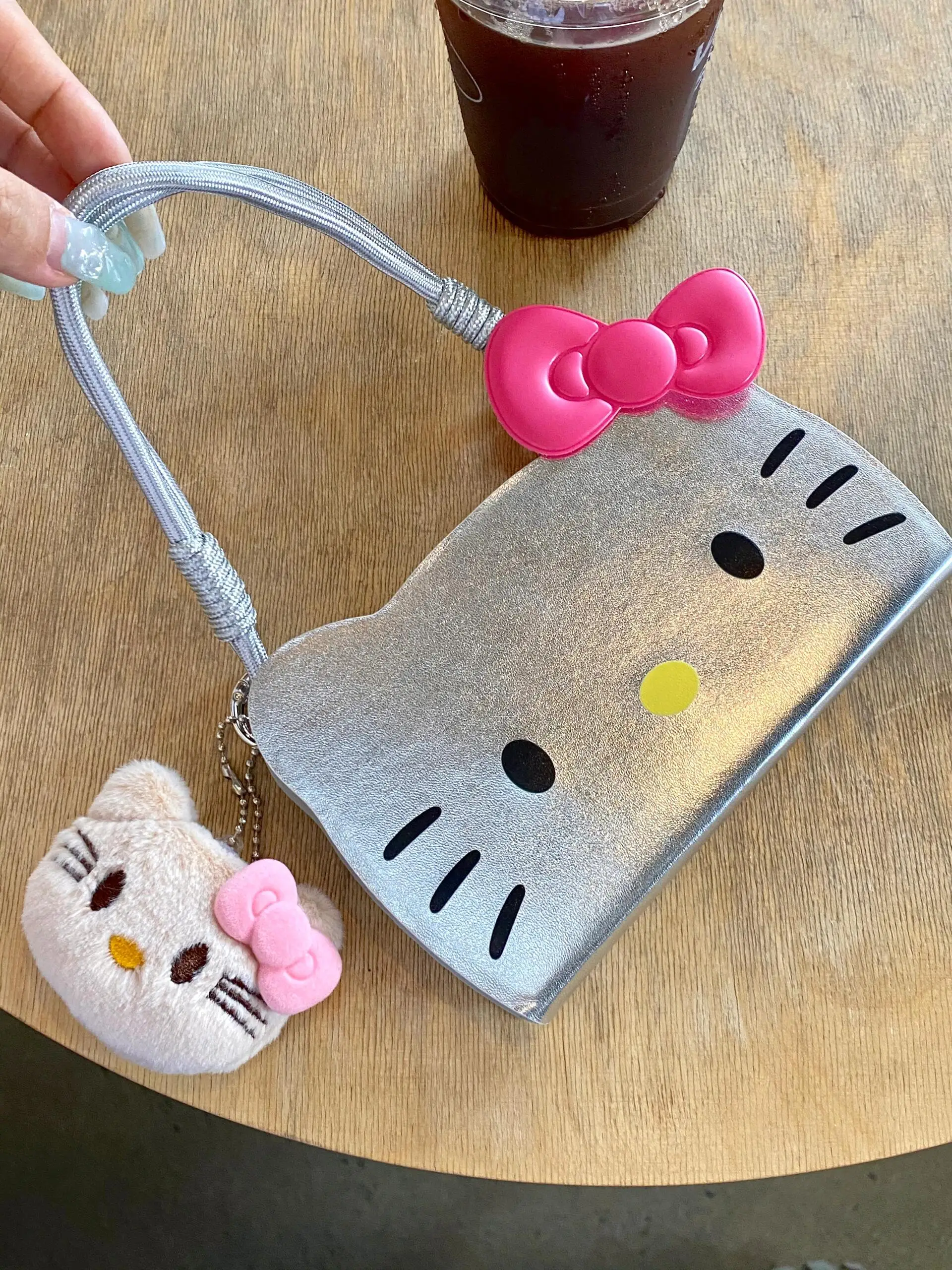 Sanrio Phone Case Leather Silver Hellokitty Bow Handbag Iphone 15 Promax Cartoon Girl Heart Niche Personality Simple Phone Case