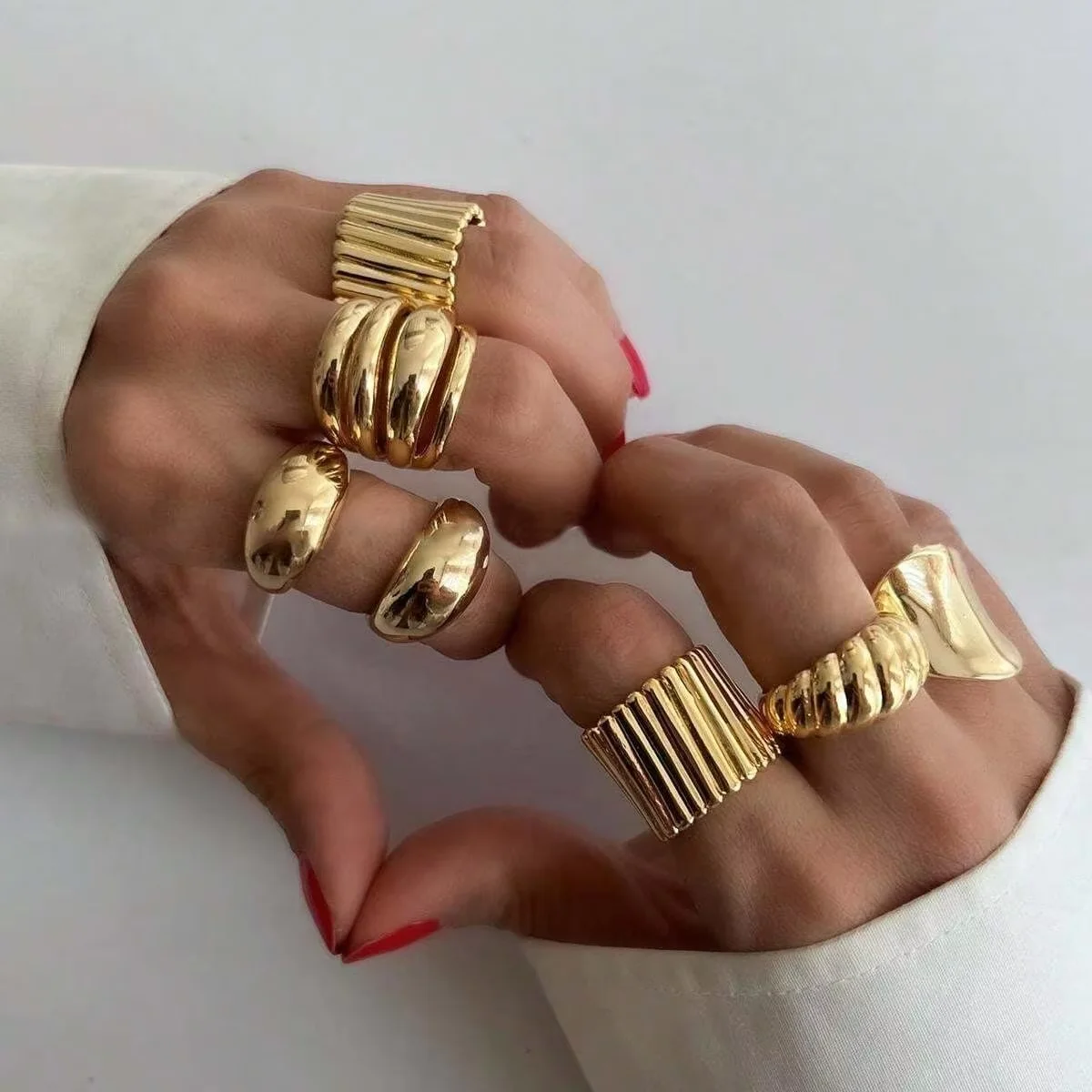 Fashion Exaggerated Irregular Rings Set For Women Vintage Minimalist Ripple Asymmetrical Finger Ring Trendy Jewelry Gifts 2025