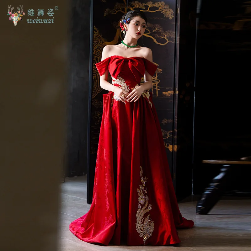

New Chinese Style Red Off Shoulder Engagement Dress with Butterfly Gold Sequins and Bead Embroidery Formal Evening Gown