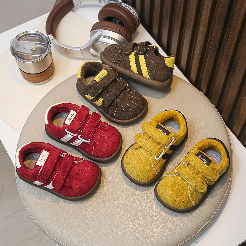 

2025 Winter Children's Sports Shoes Girls' and Boys' Warm Casual Shoes Fashionable Casual Shoes Anti slip Warm Cotton Shoes