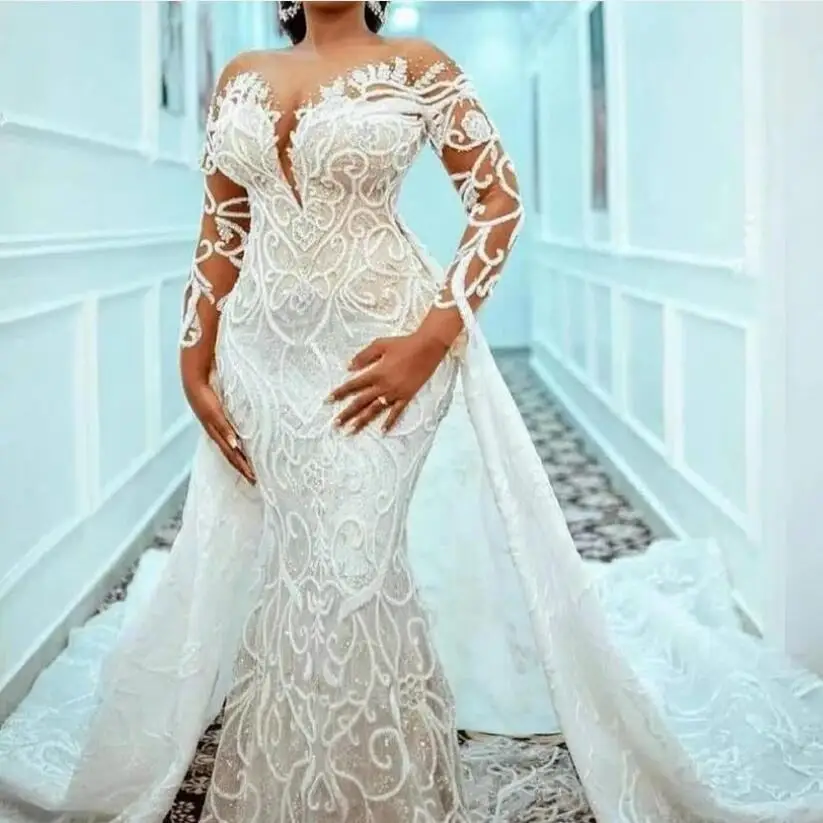 

Graceful Scoop Neck Shinny Beads Sequins Wedding Dress Robe De Mariage Detachable Train Long Sleeves Africa Bridal Gowns