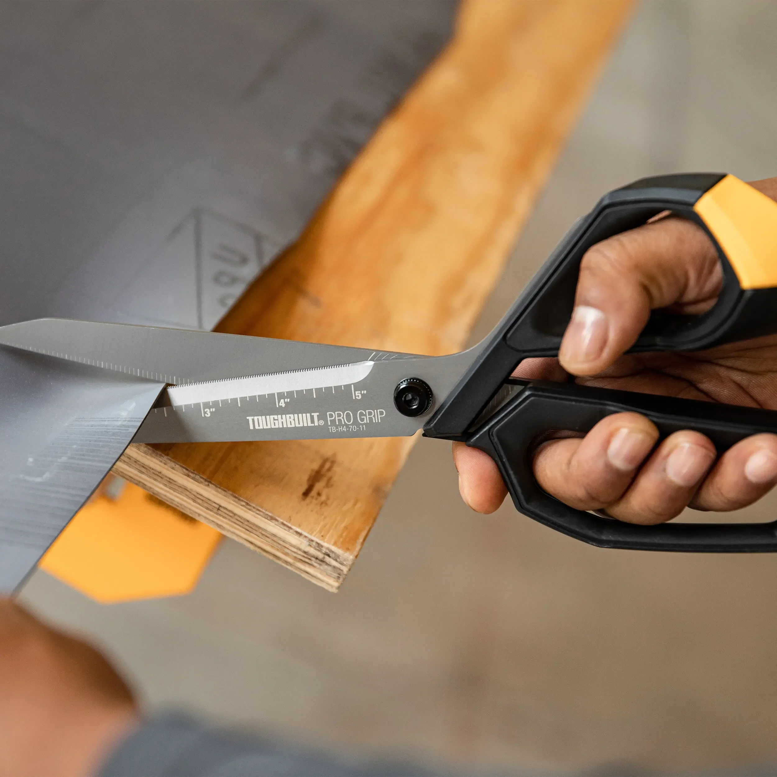 

TOUGHBUILT TB-H4-70-11 Shears Construction Industrial Strength Scissors 11" Thin Iron Shears Hand Tools