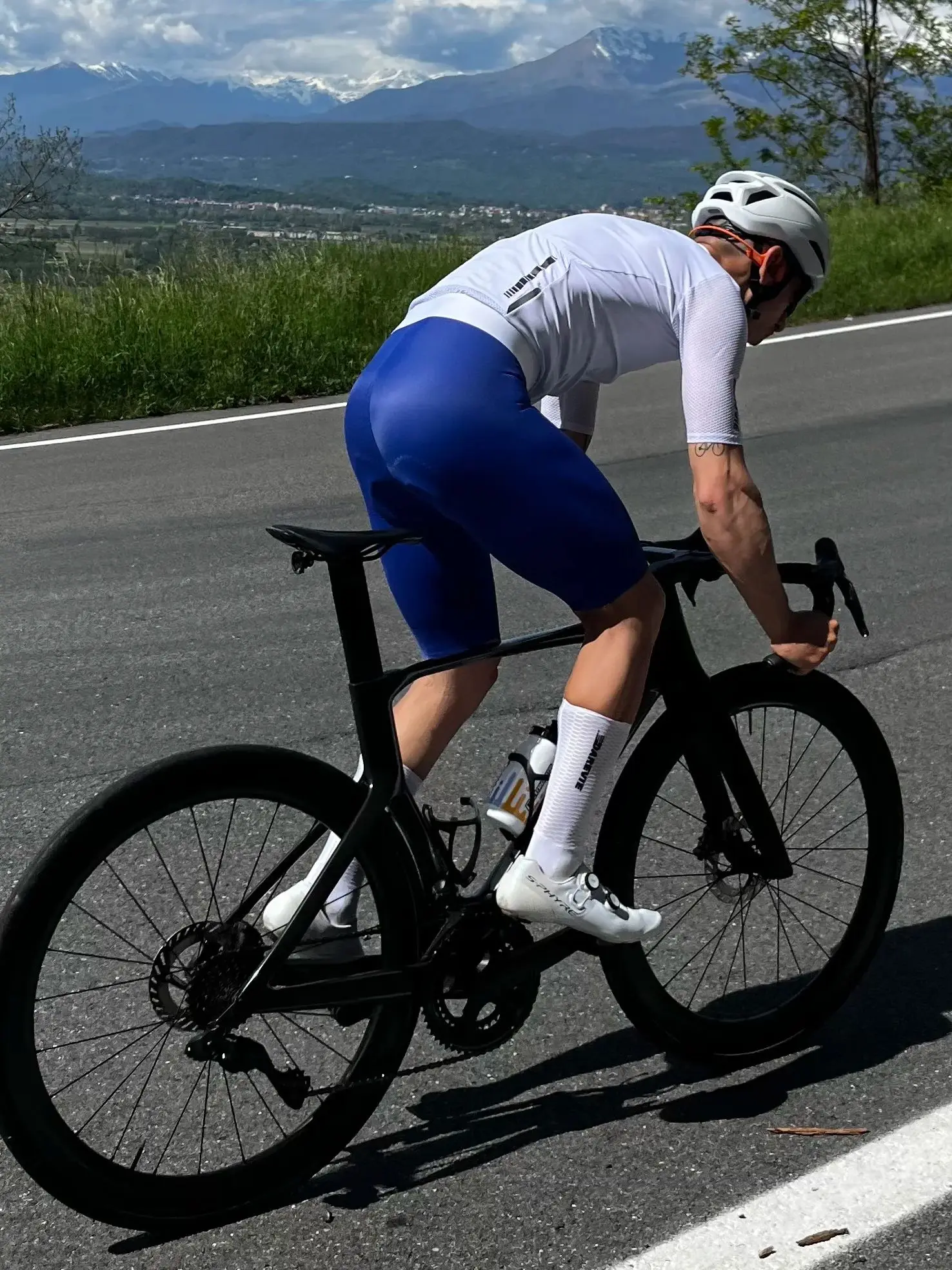 AliExpress DAREVIE Men's Cycling Bretelle Seamless 2.0 PRO Level Men Cycling Shorts 6H 500KM Ride Men's Cycling Bib Shorts 4-Way Stretch