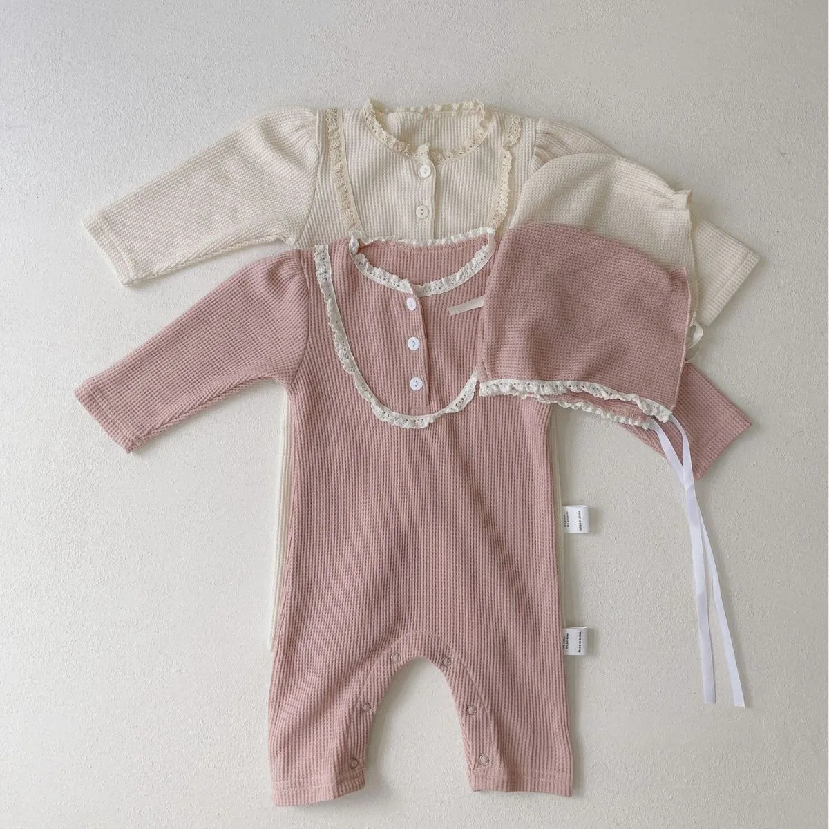 Lace Docortation Fall Baby Romper Baby Girl Stand Collar Lace Three Button Waffle Jumpsuit Long Outerwear Crawler