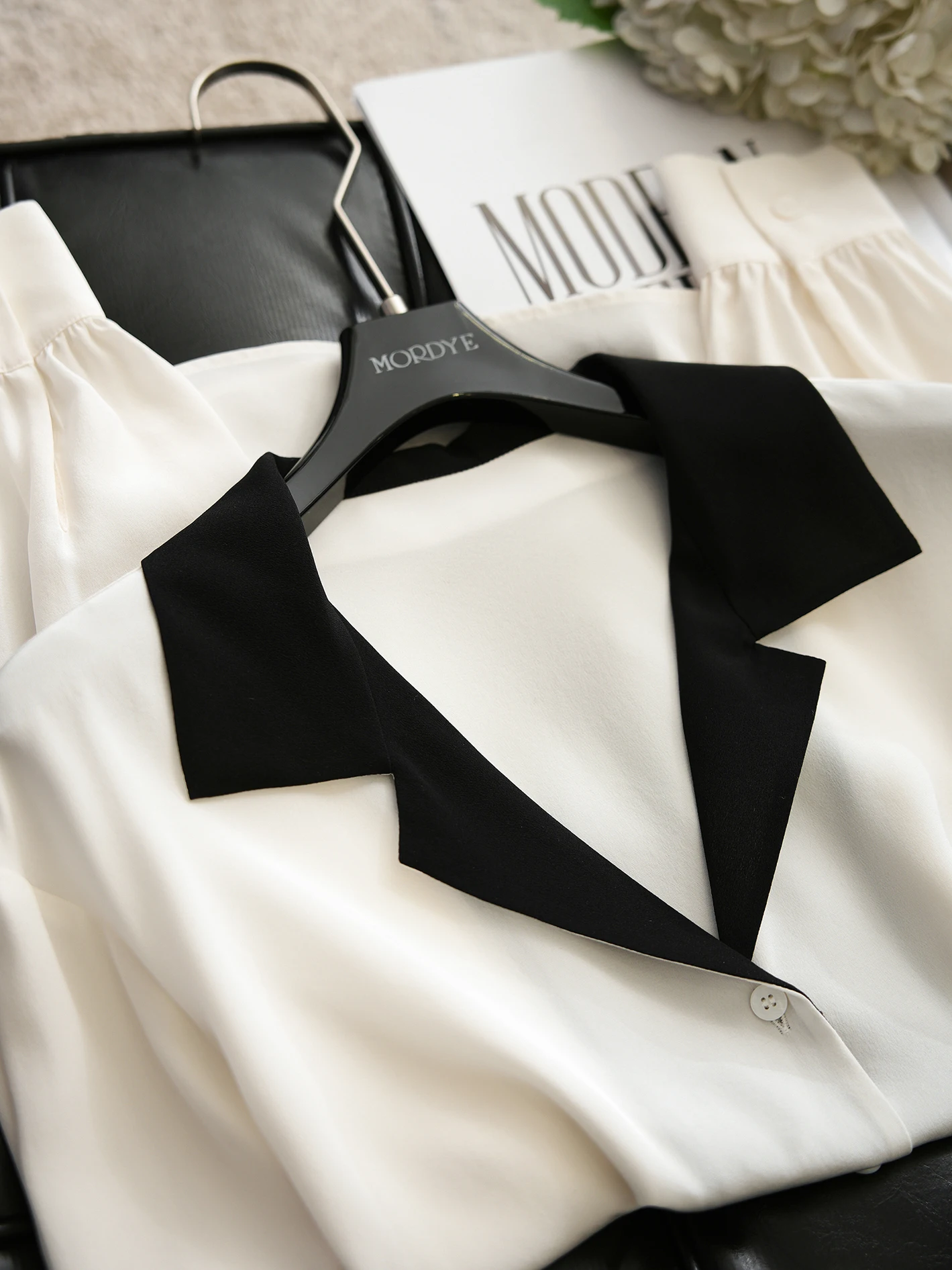 

Classic Bla White Silk irt for Office Lady V Ne Color Blo Long Sve Women's Top Comfortable Breathable Original Design