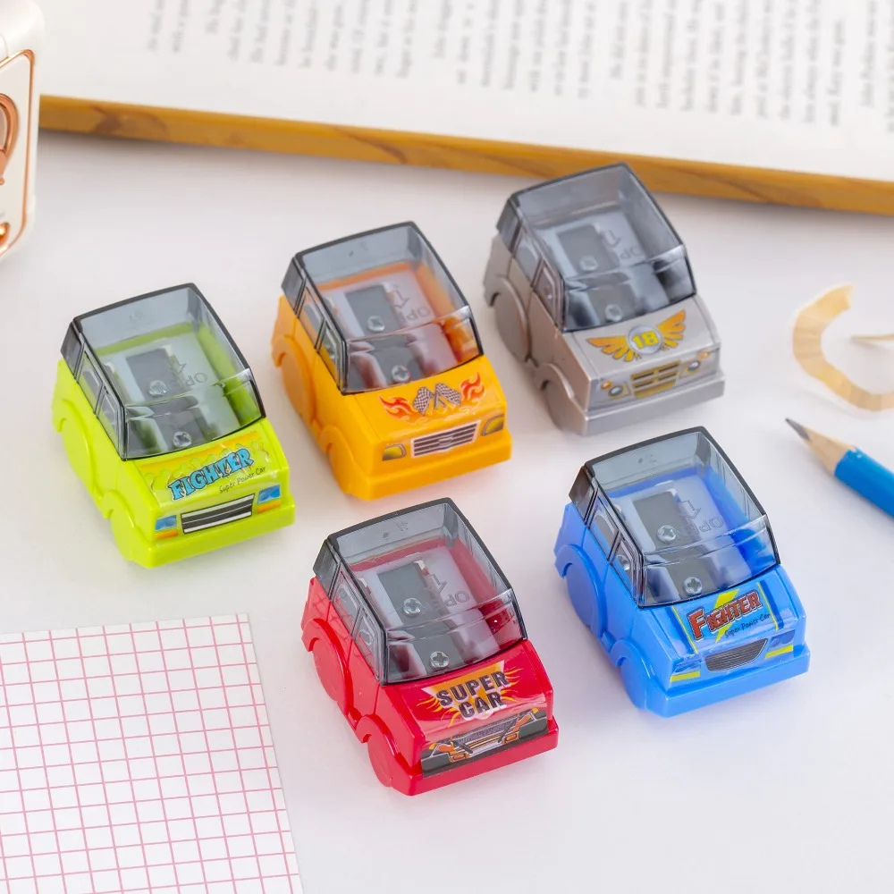 4 Stuks Cartoon Auto Potlood Slijper Dubbel Gat Kawaii Potlood Snijgereedschap Penknife Creatieve Student Briefpapier Studentenbenodigdheden