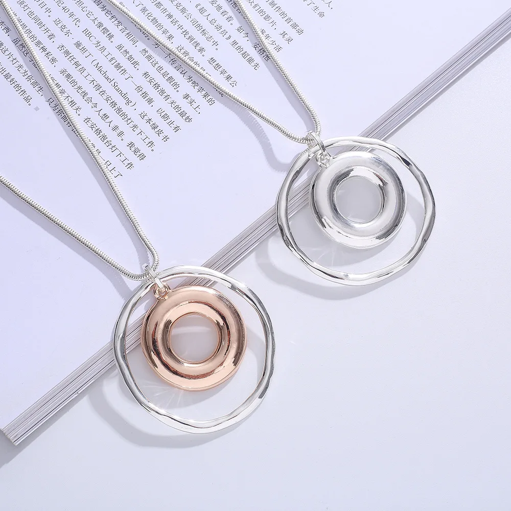 hot-selling European and American popular necklaces, geometric double-ring short pendants, sweater chains, environmentall