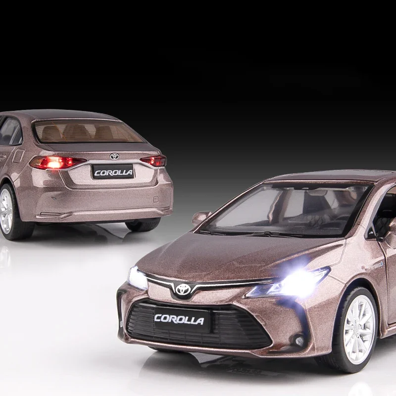 1:33 TOYOTA Corolla Hybrid Alloy Car Die Cast Toy Car Model Sound and Light Children's Toy Collectibles Birthday gift