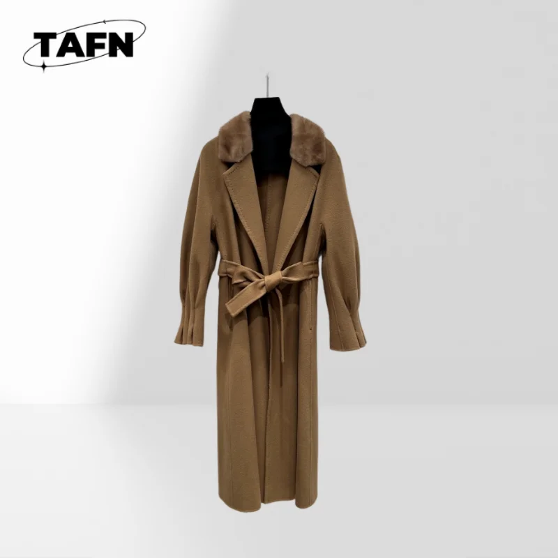 Cappotto autunnale versatile con dettagli bottoni Giacca palangari da donna con vita regolabile Cappotto primaverile solido per donna AJ1502