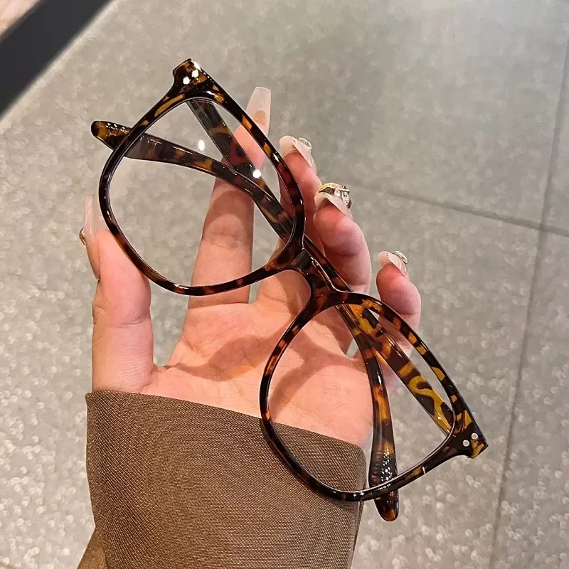 1 قطعة/3 قطعة/4 قطعة نظارات بإطار مربع بسيط وأنيق مع تصميم برشام، إكسسوار عصري للارتداء اليومي