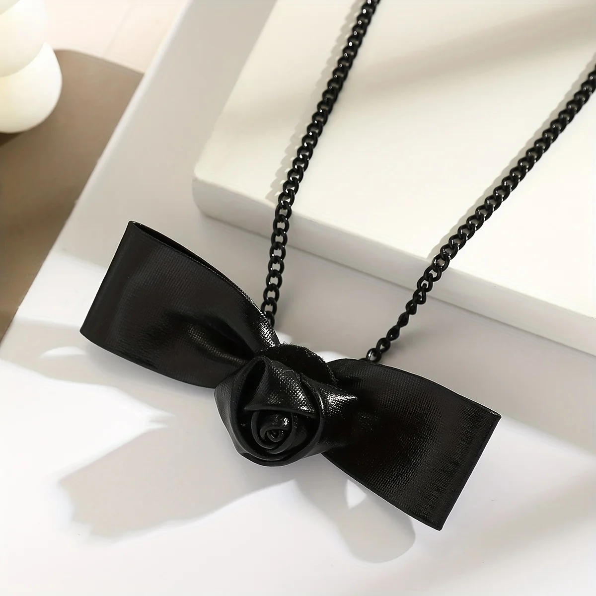 1PCS Bow Choker Necklace for Women,Women Gothic Elegant Necklace Halloween Street Party Jewelry Gifts
