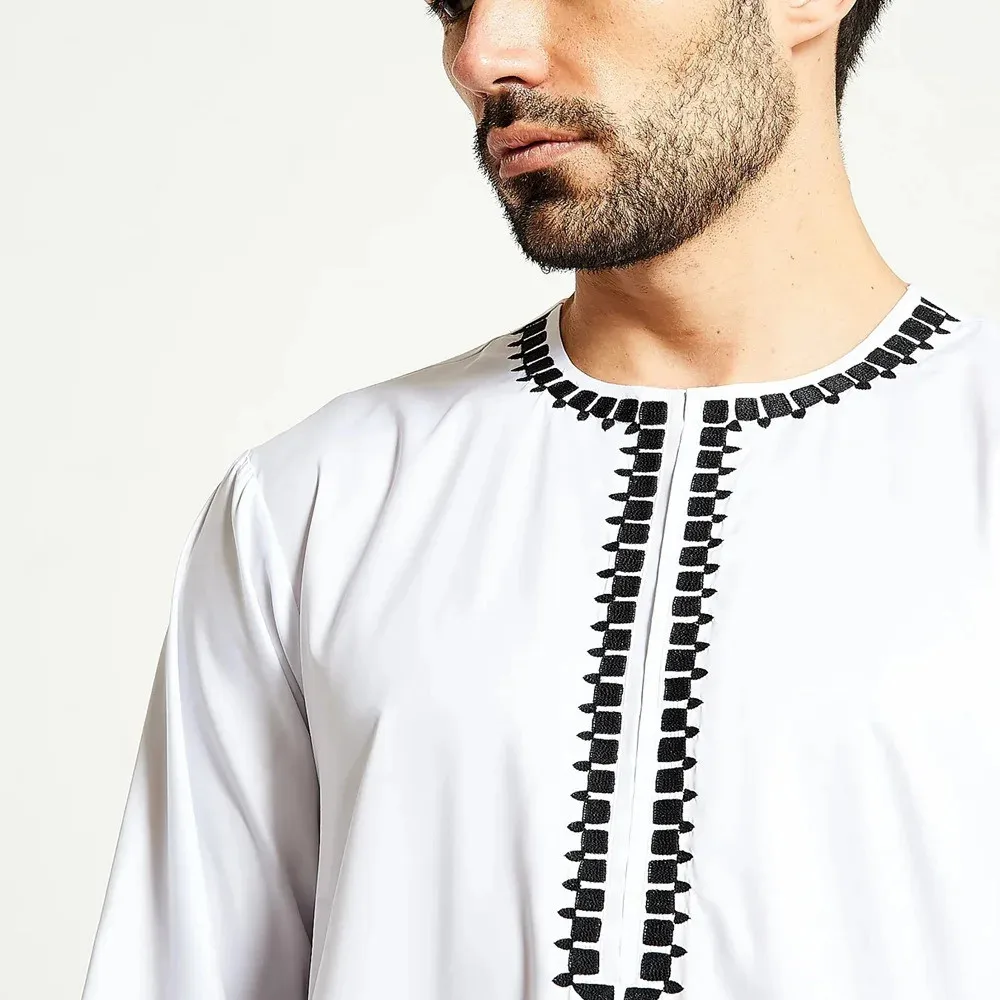 2025 Muslim Fashion Abayas for Men Solid Color Embroidery Long Robe Men Jubba Thobe Saudi Arab Musulman Shirts Islamic Clothing