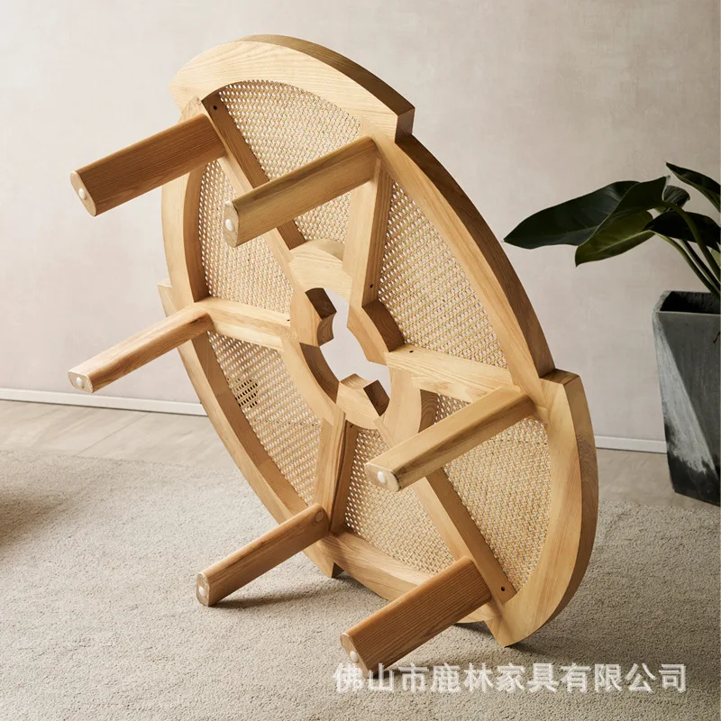 Nordic Japanese-Style Solid Wood & Rattan Round Table – Creative Small Coffee & Tea Table for B&B