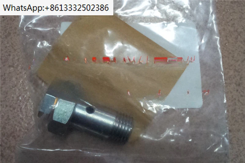 Oil return screw overflow valve 090310-0280 of Denso HP0 oil pump has a diameter of 14cm.