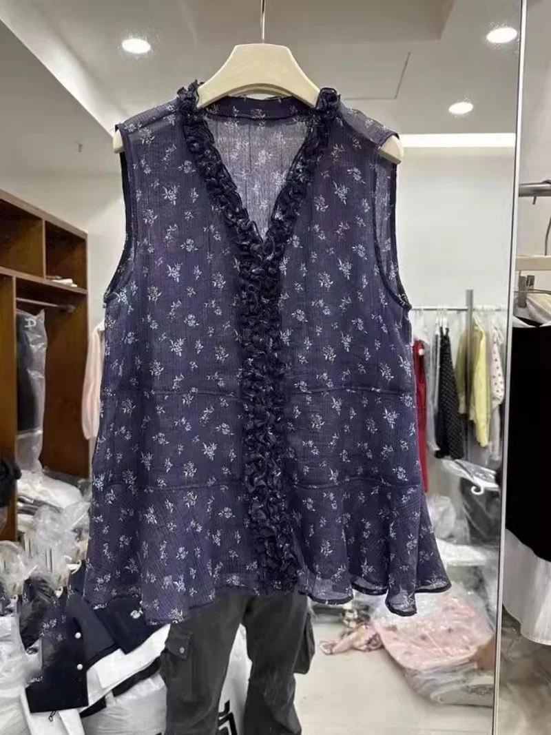 

Retro Floral Sleeveless Vest Shirt For Women Summer Thin Casual V-Neck Unique And Beautiful Tank Top w082 ﻿