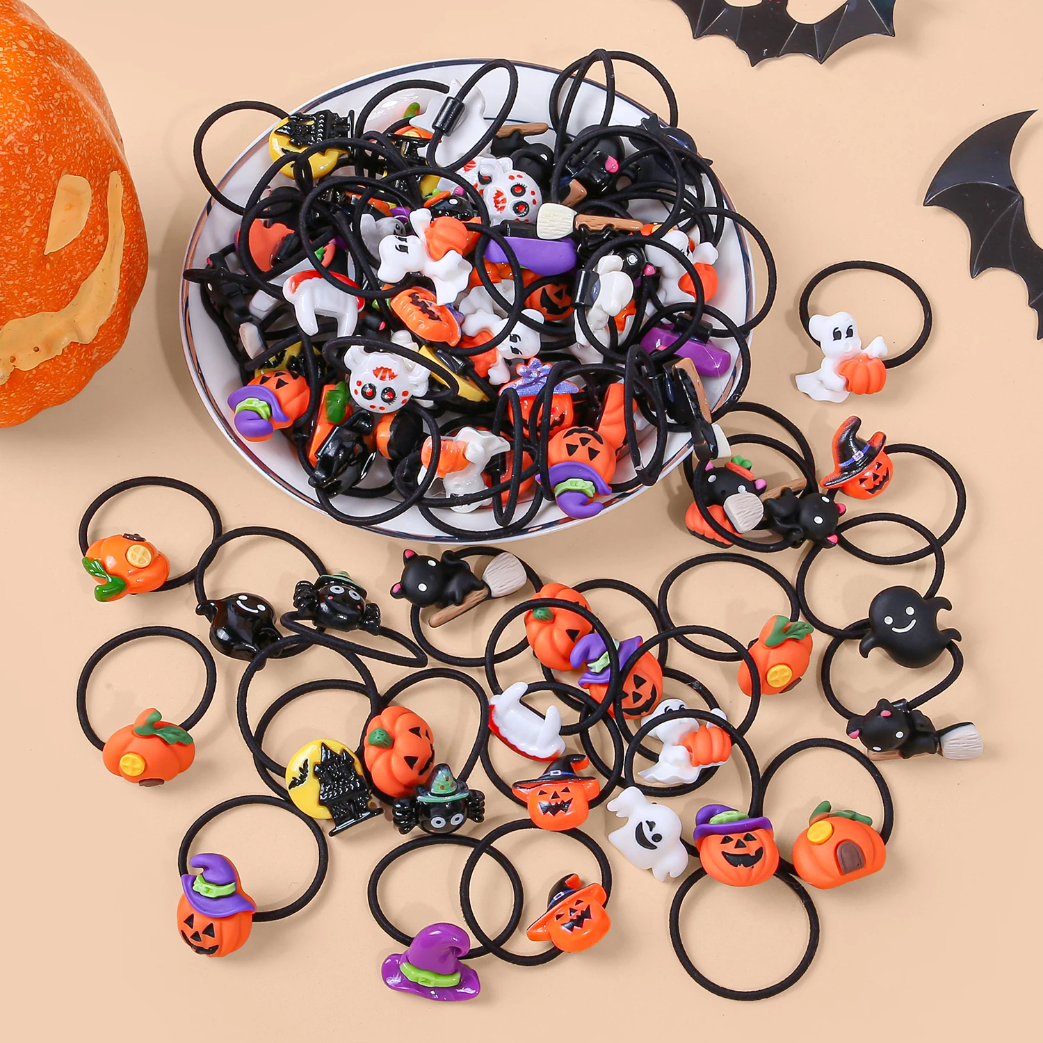 

40 шт., разные цвета, призрачное лицо, тыква, кошка, замок, резинка для девочек, милые эластичные аксессуары для волос на Хэллоуин для детей