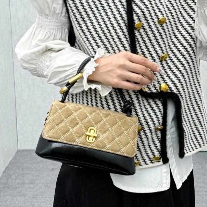 

Versatile Elegant Commuter Bag - Women's Quilted Lock Closure Small Square, Minimalist Fashion Shoulder Crossbody