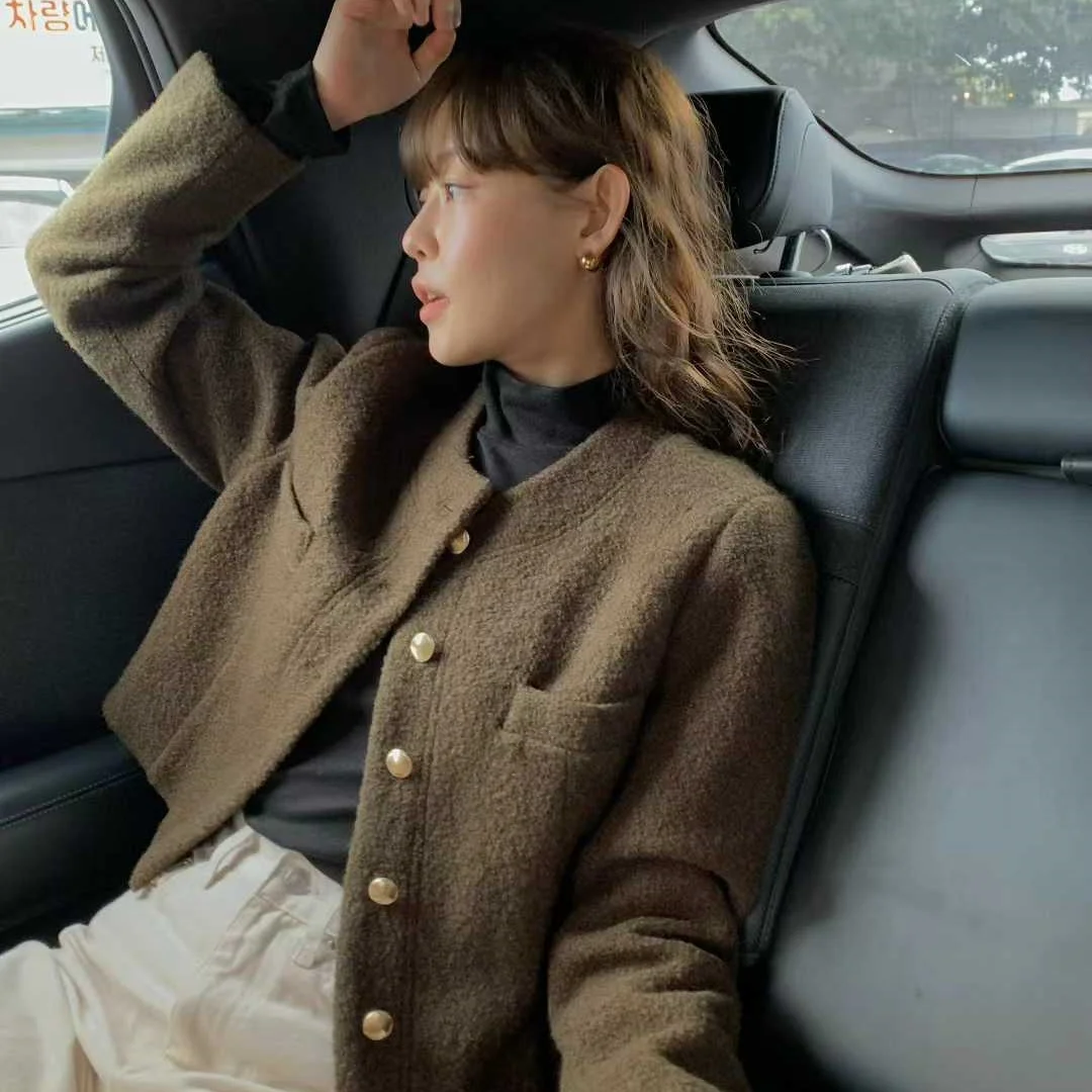 

Women Temperament Round Neck Single-Breasted Casual Fashion Fragrant Short Woolen Jacket Winter Coats