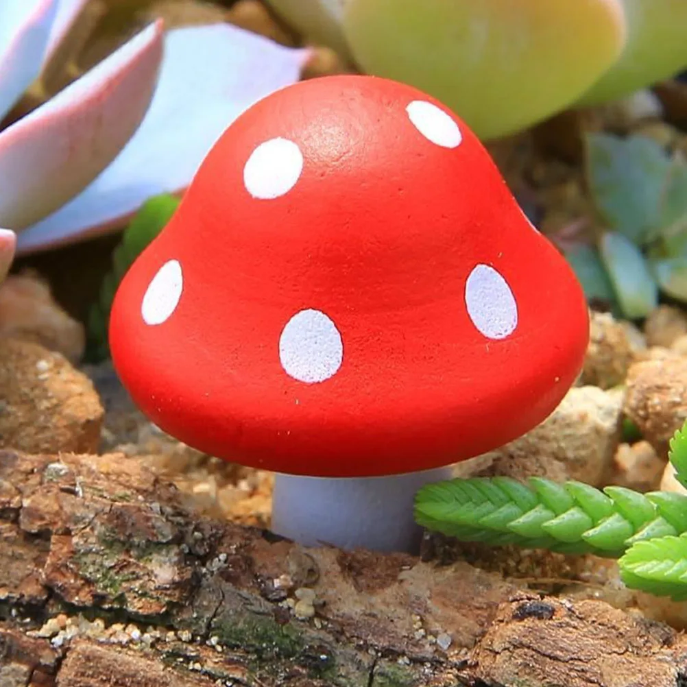 

6pcs Mini Wood Mushroom Ornaments Realistic Design Garden Decorations Micro Landscape Arrangements Plants Resin Mushrooms