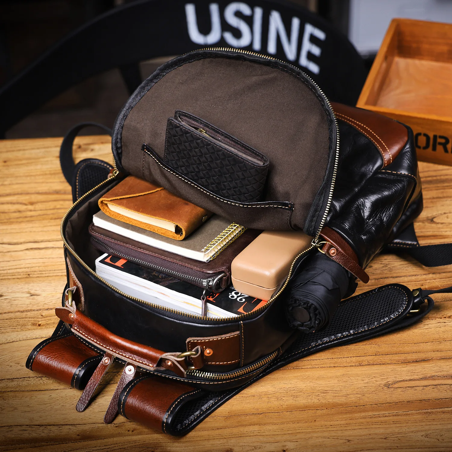 PNDME stilisti fatti a mano in vera pelle da uomo zaino per laptop di grande capacità zaini da viaggio in pelle di mucca di lusso da viaggio all'aperto